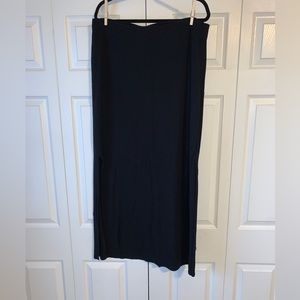 Old Navy Black Maxi Skirt with slit size XL